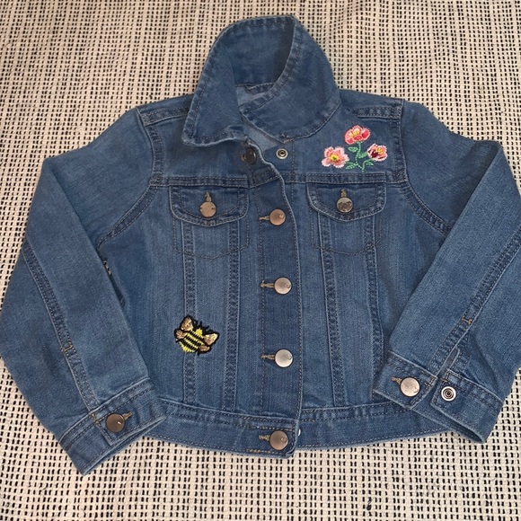 GIRLS BUTTERFLY DENIM JACKET - Picture 1 of 2